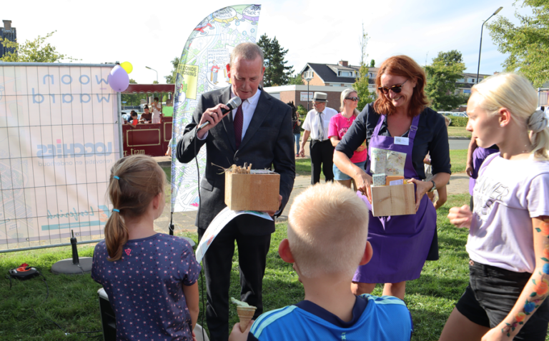 Feestelijke oplevering eerste 170 woningen Woonwaard isolatiespoor